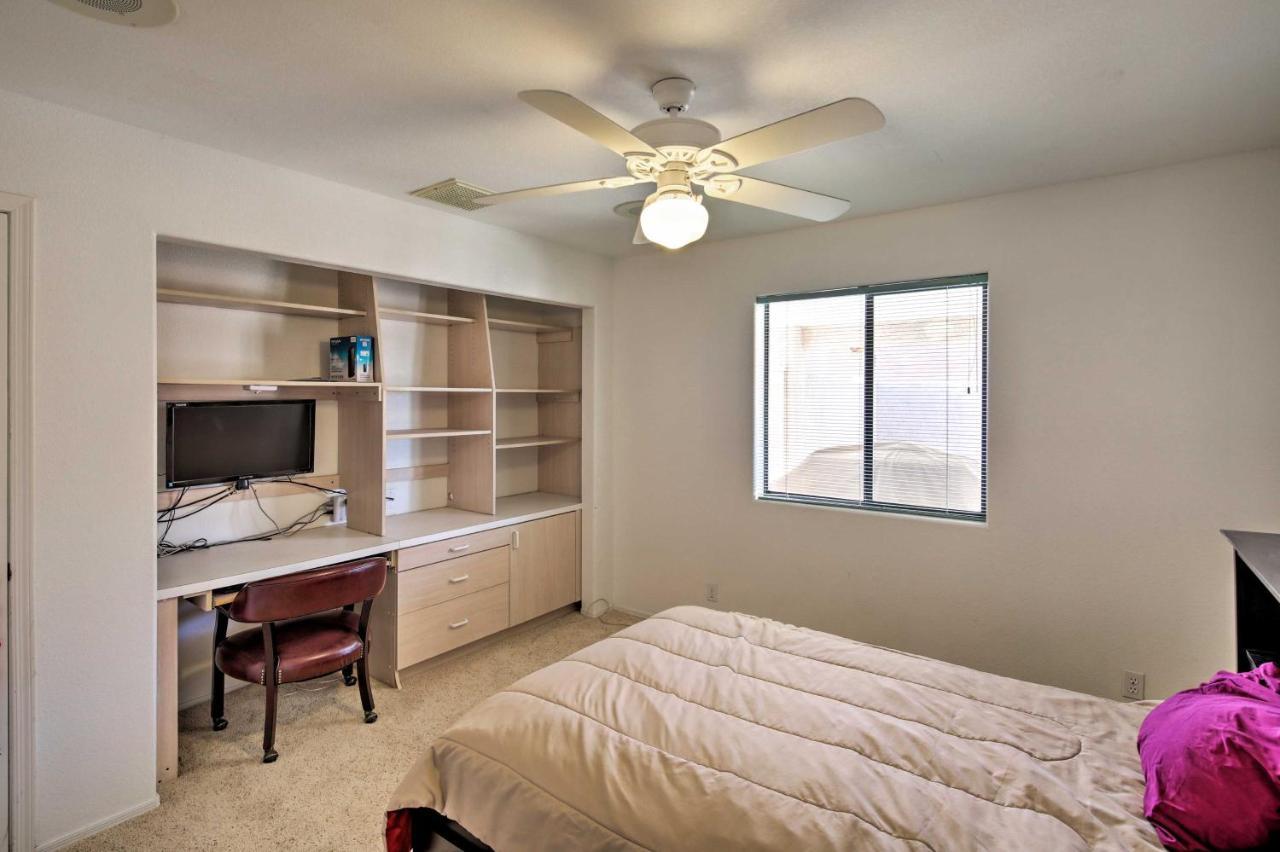 Lake Havasu Home With Rooftop Deck And Mountain Views! Lake Havasu City Bagian luar foto